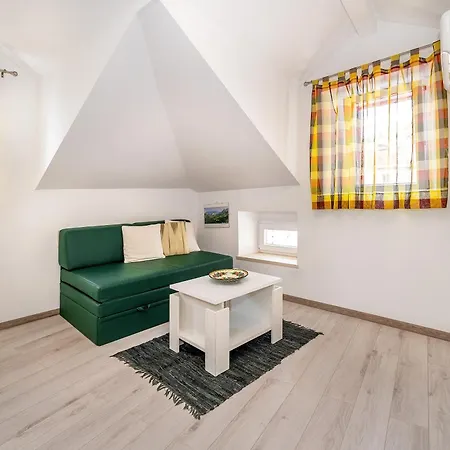 Apartment Ivo With Sea View *