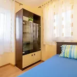 Ivo With Sea View Apartment