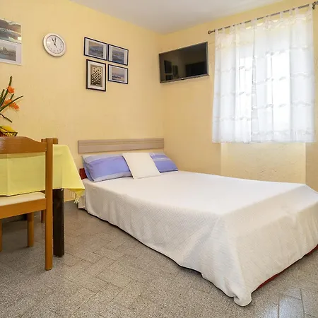 דירה Ivo With Sea View *